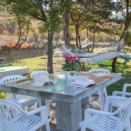 Apartment Romantik For Max 4 People, Kids Friendly With Playground And Pool Labin (Istria)